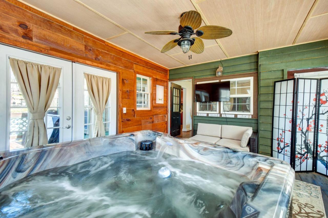 Cleveland Cabin With Private Hot Tub About 7 Mi To Helen Εξωτερικό φωτογραφία